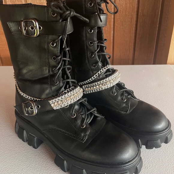 Mudd Black Combat Boots with Silver Chain Accent - Picture 1 of 3